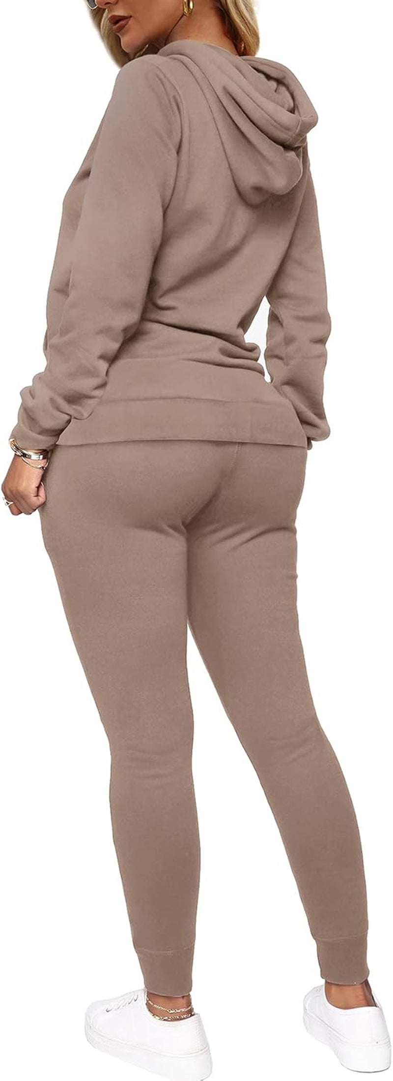 Two Piece Outfits Sweatsuits for Women Set Hoodie and Sweatpants Set Jogging Suits with Kangaroo Pockets