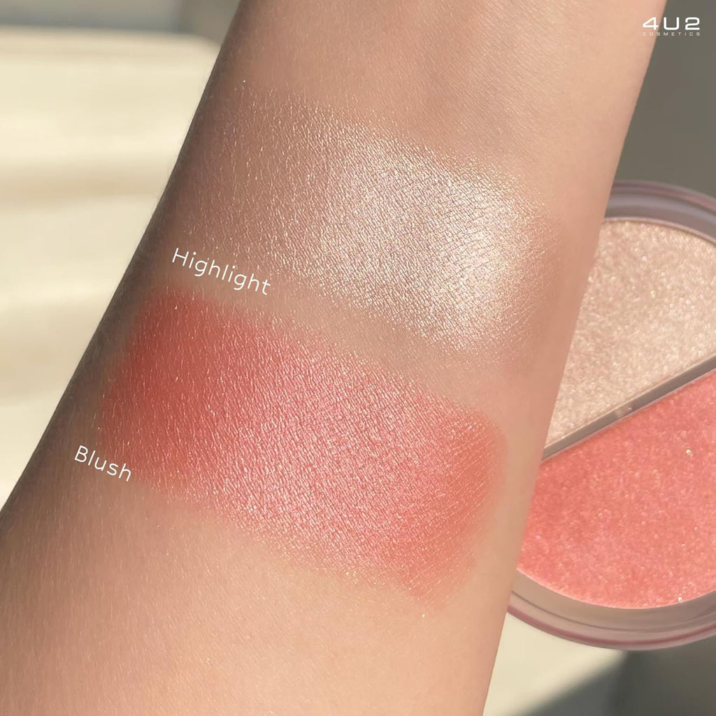 Skin Blush & Highlight Duo Cream - Glassy Pearl Powder" That Illuminates the Skin for a Dewy, Plumped and Glowy Finish.